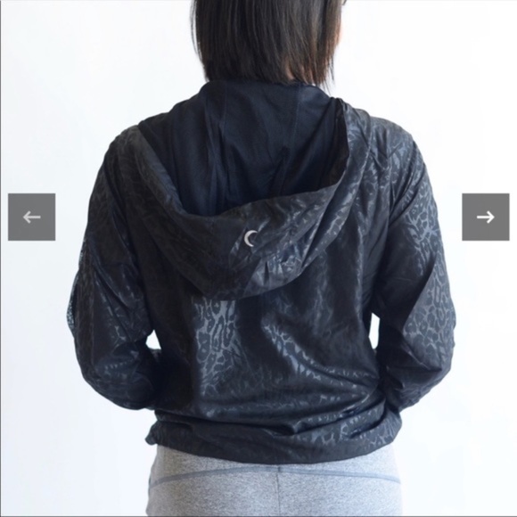 ZYIA Active Black Cheetah Print Bomber Jacket Windbreaker Thumb Hole Small - Picture 13 of 13